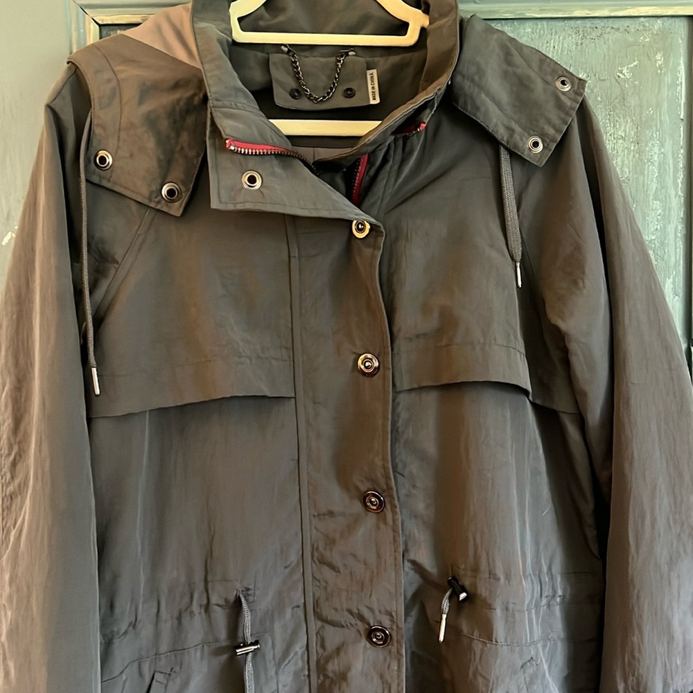Anorak rain jacket